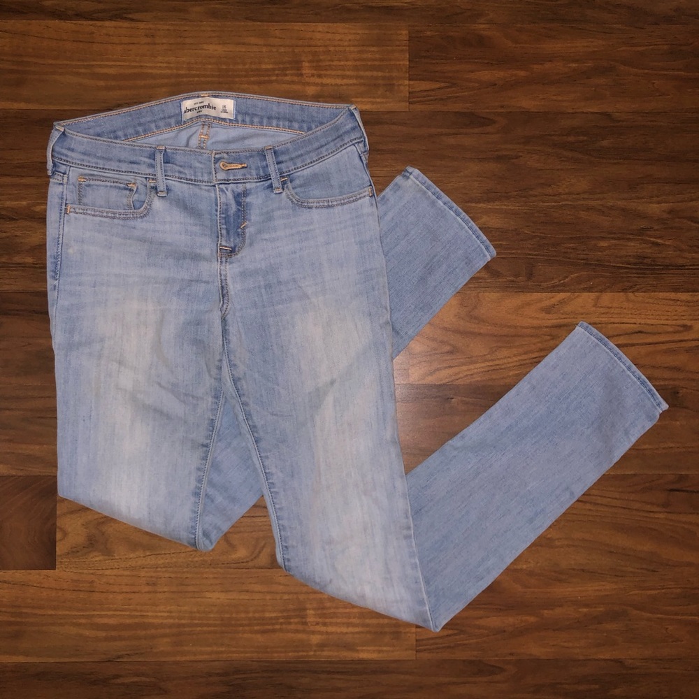 Skinny jeans